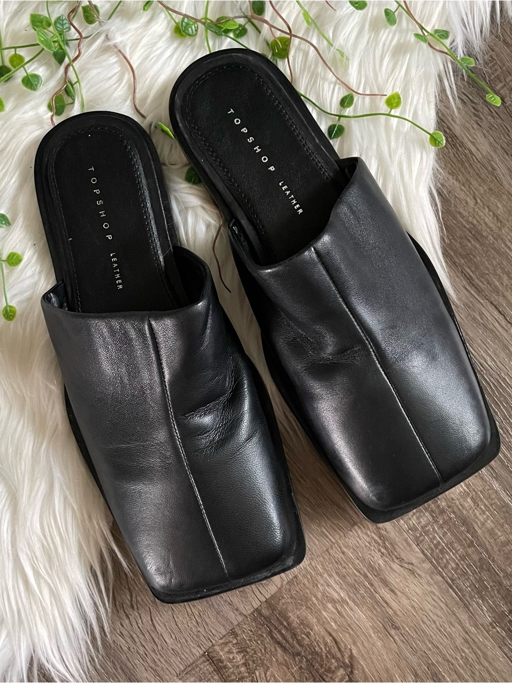 Topshop Cici Black Leather Square Toe Flat Mules Women Size 8 - Picture 2 of 13